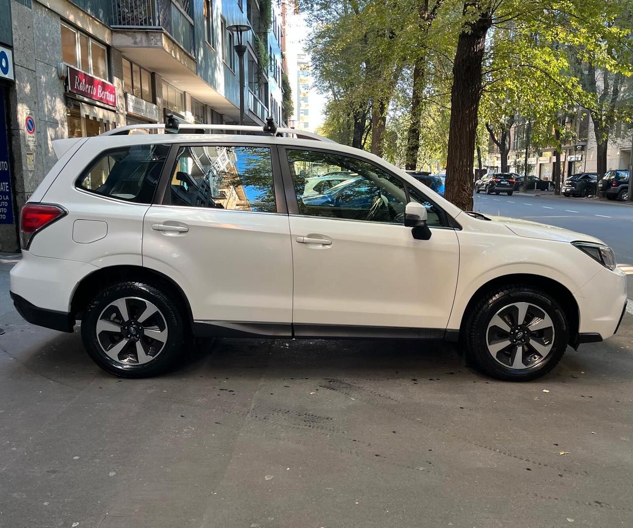 Subaru Forester 2.0D Style