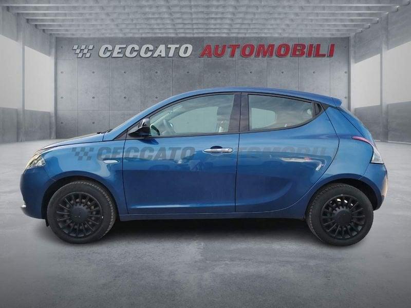 Lancia Ypsilon Ypsilon 1.0 firefly hybrid Silver s&s 70cv 5p.ti