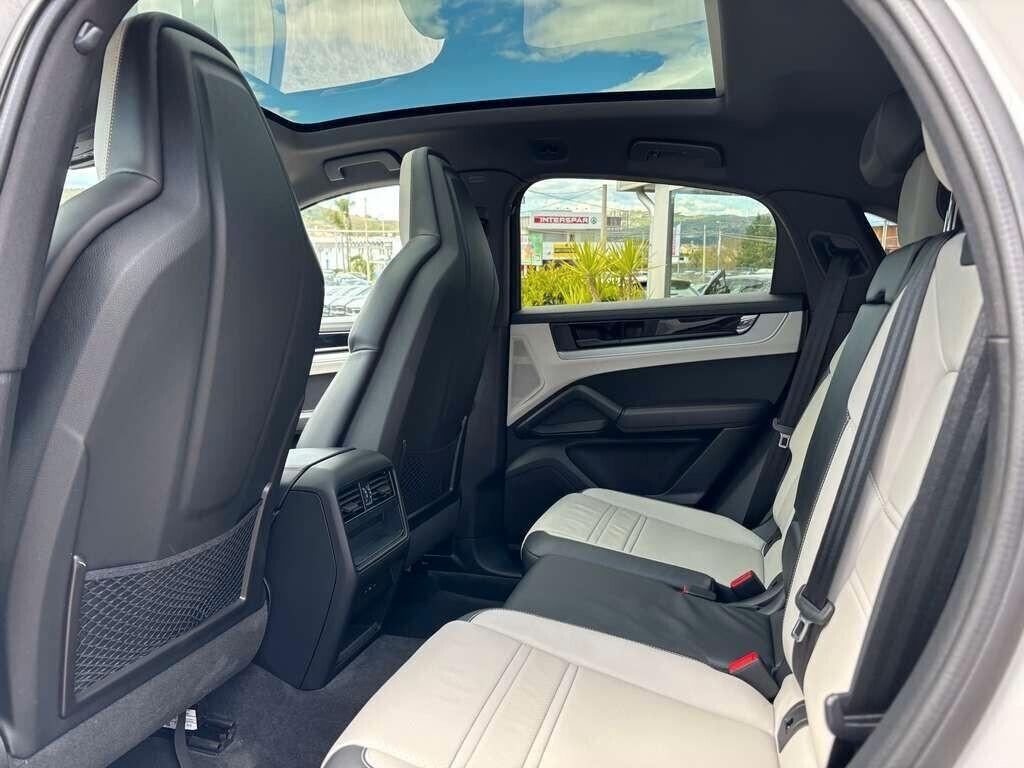 Porsche Cayenne Coupé 2024/ RENT TO BUY