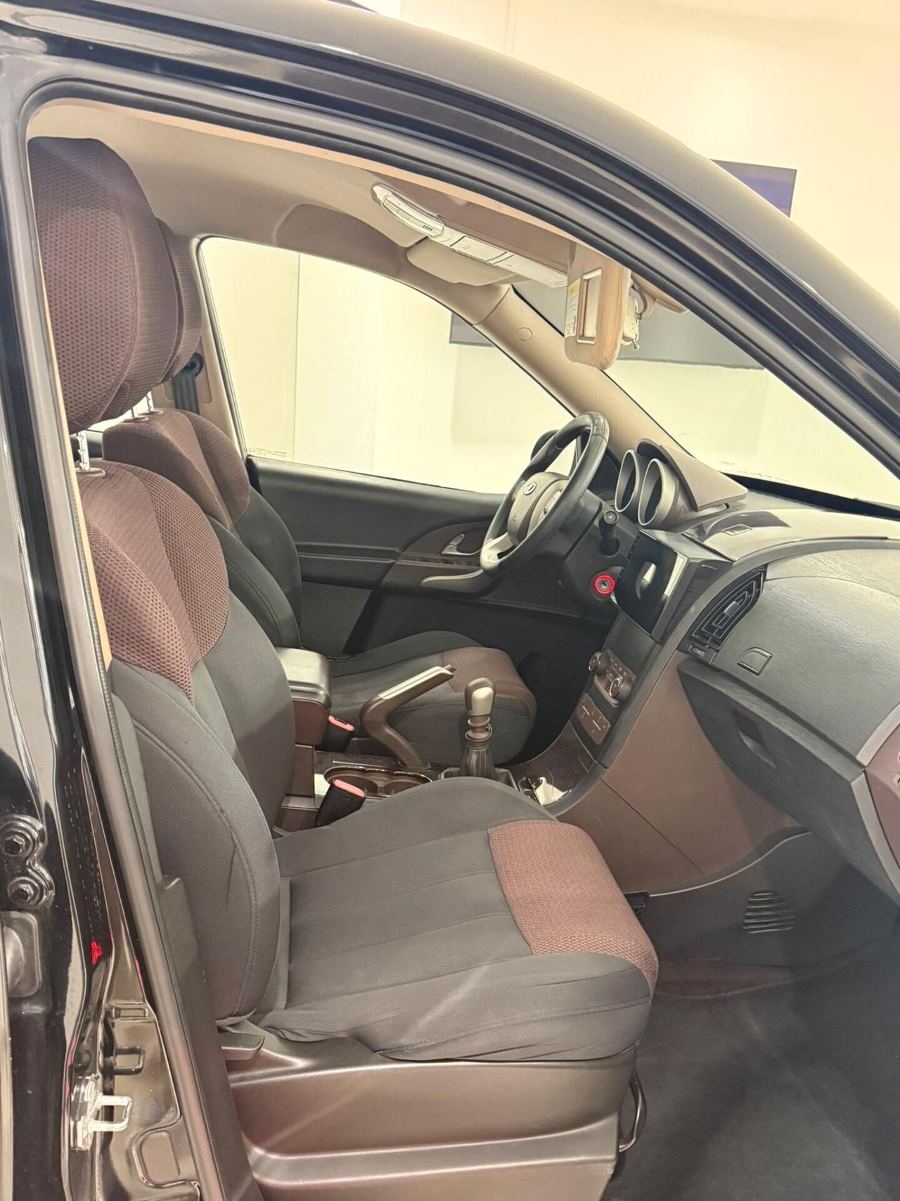 Mahindra XUV500 2.2 16V FWD W8 7 POSTI