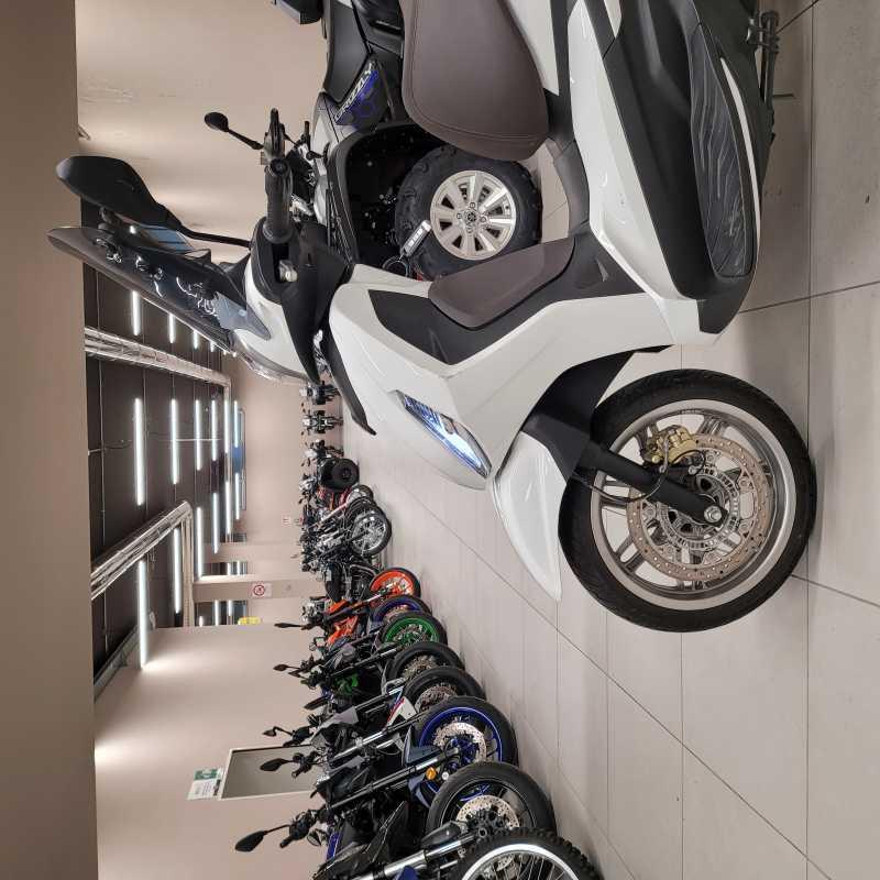 Piaggio Beverly 300 ABS-ASR - 2022