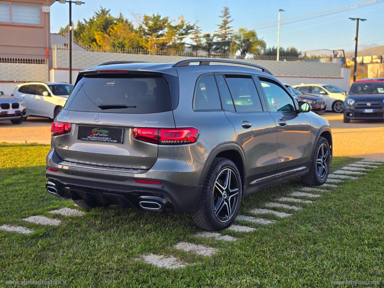 MERCEDES-BENZ GLB 200 d Automatic Premium