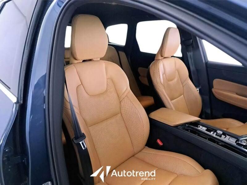 Volvo XC60 B5 235+14 CV AWD Automatica Mild Hybrid Diesel Inscription