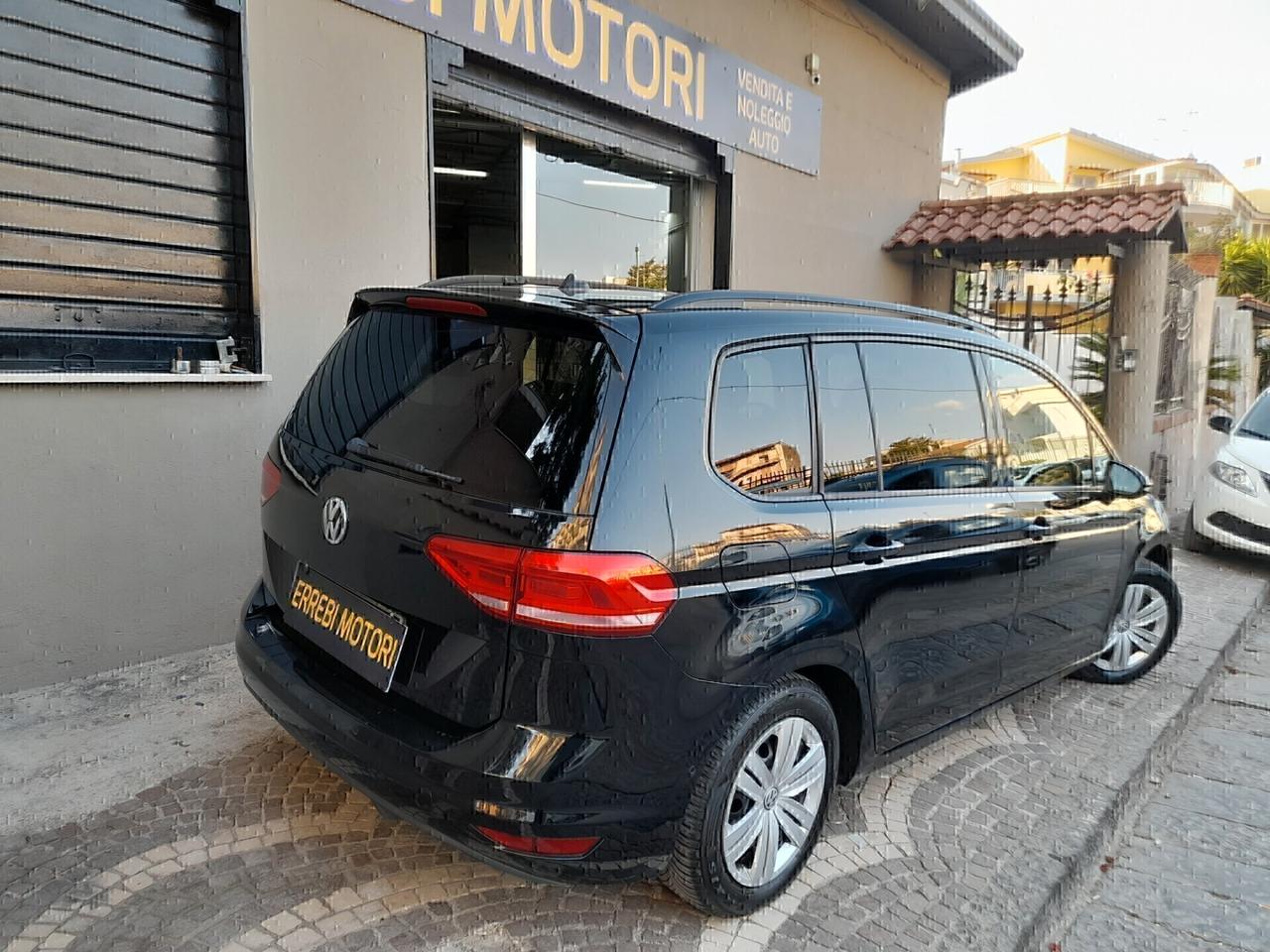 Volkswagen Touran 7 POSTI 2.0 115cv AUTOMATICO