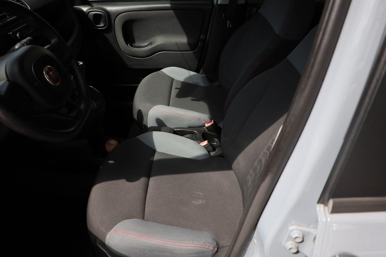 FIAT PANDA 1.2 EASY neopatentati