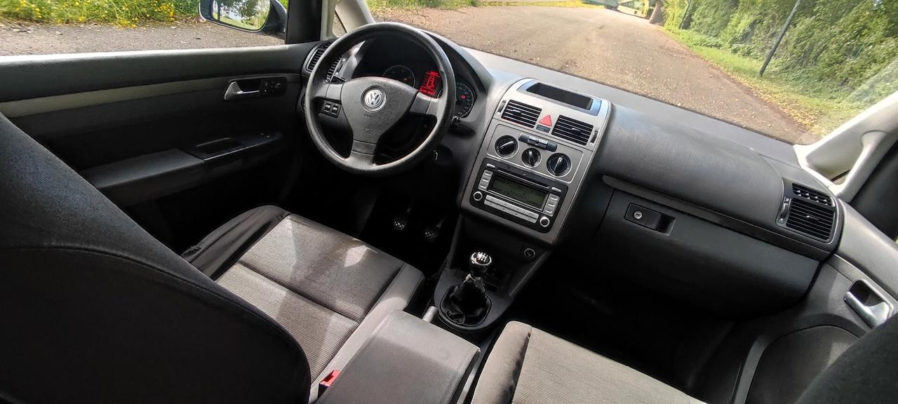 Volkswagen Touran 1.9 TDI 105CV Trendline / 7 posti