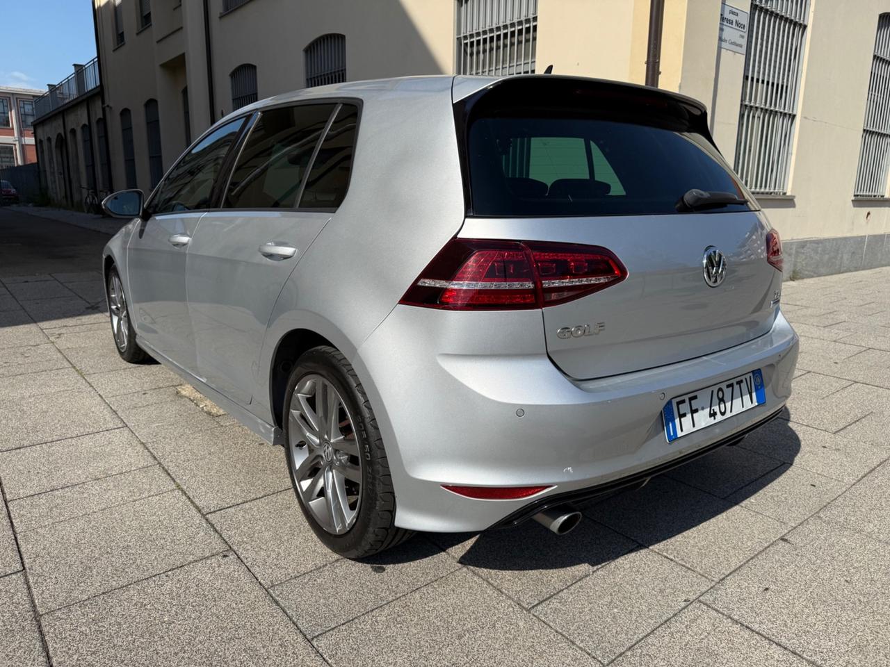 Volkswagen Golf 1.6 TDI 110 CV 5p. R-LINE BlueMotion Technology