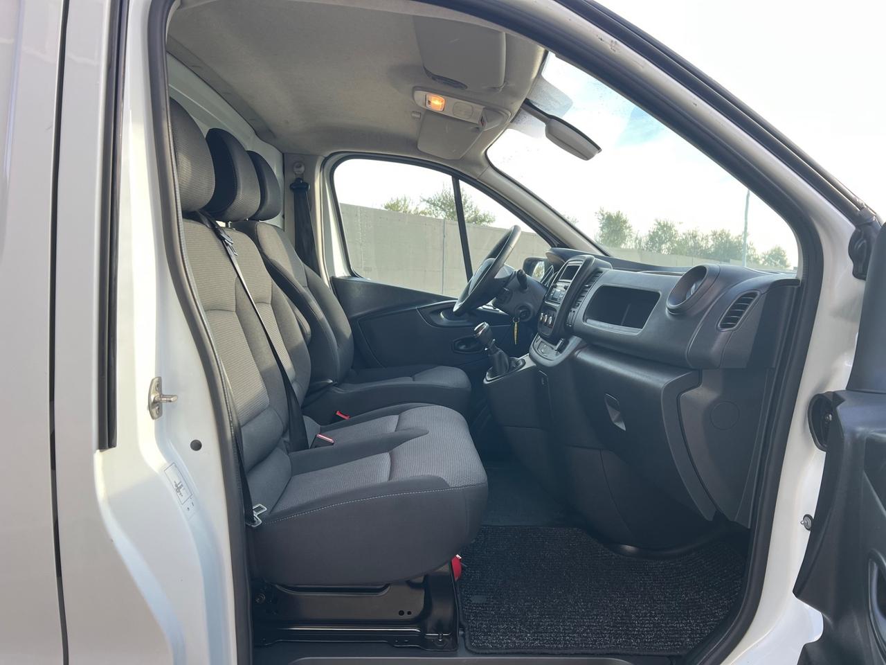 Renault Trafic 2.0 dci 145cv L1H1 85.000km - 2021