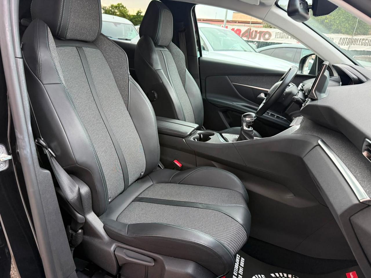 Peugeot 3008 BlueHDi 130 S&S Allure Pack 2022