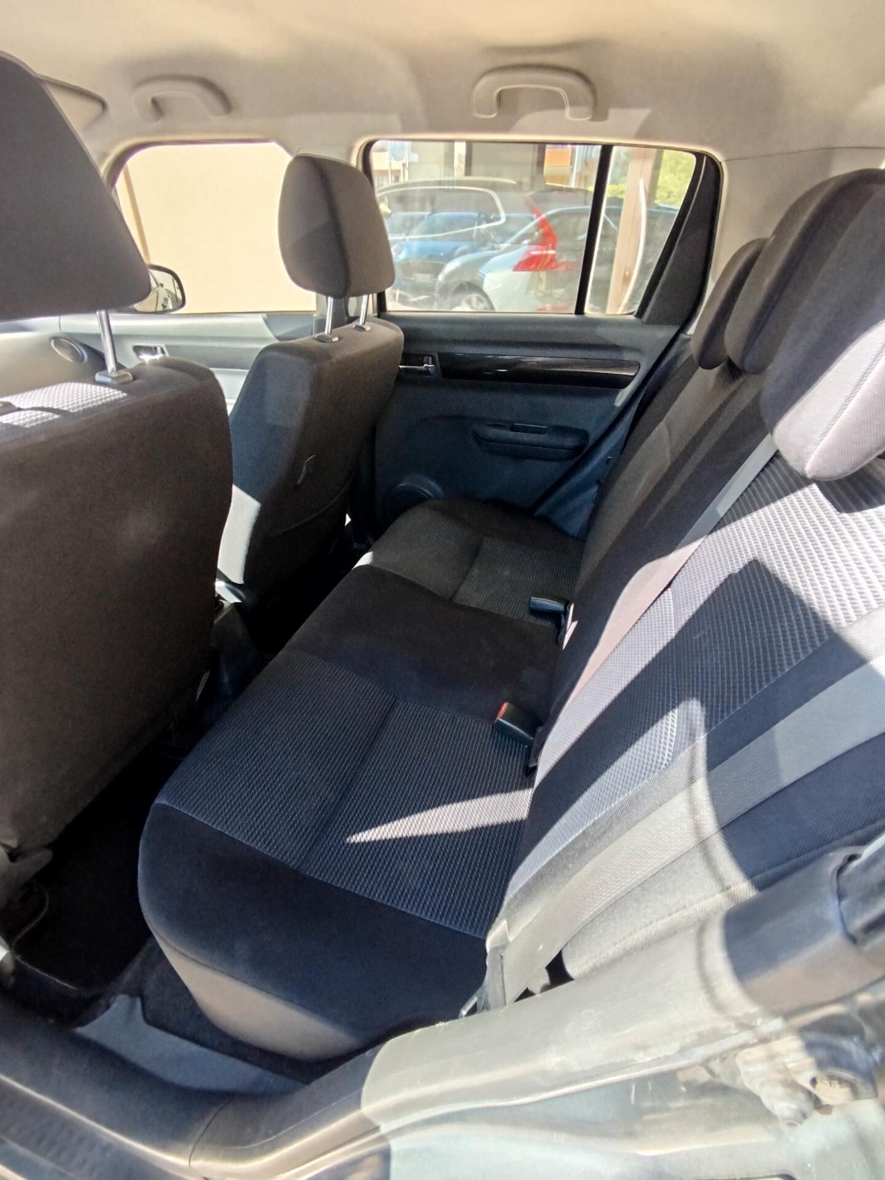 Suzuki Swift 1.3 4x4 5p. GL