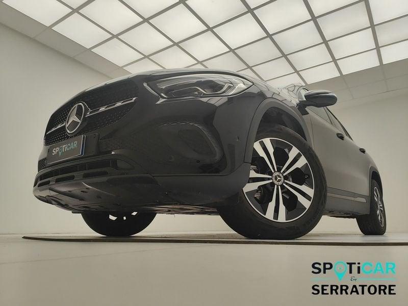 Mercedes-Benz GLA - H247 180 Sport Plus auto