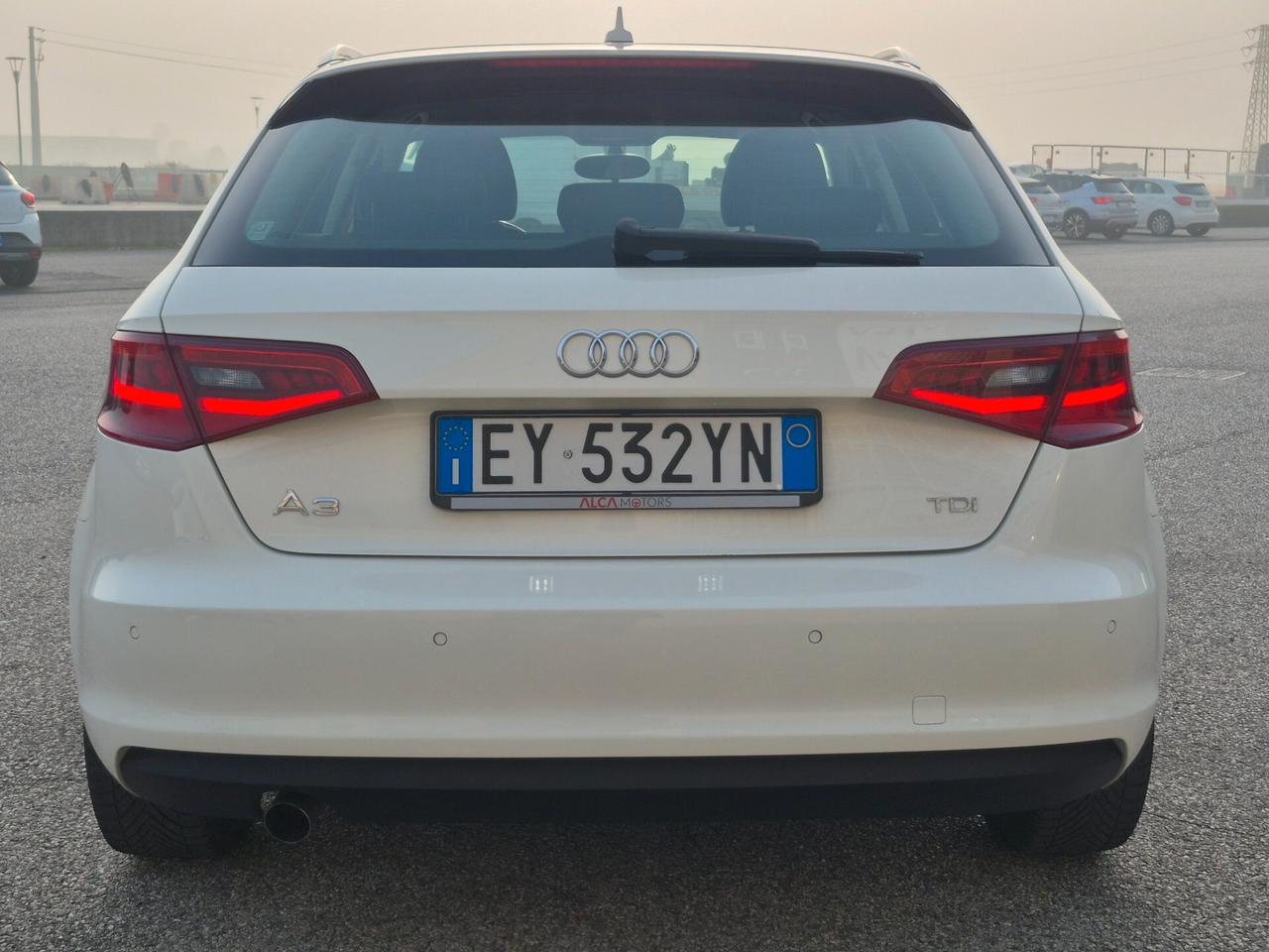 Audi A3 SPB 1.6 TDI diesel Attraction