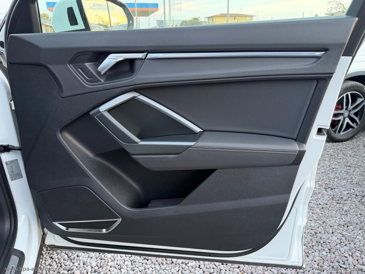 AUDI Q3 SPORTBACK 2.0TDI S-tronic S-Line LED NAVI PELLE CERCHI 19 RETROCAMERA