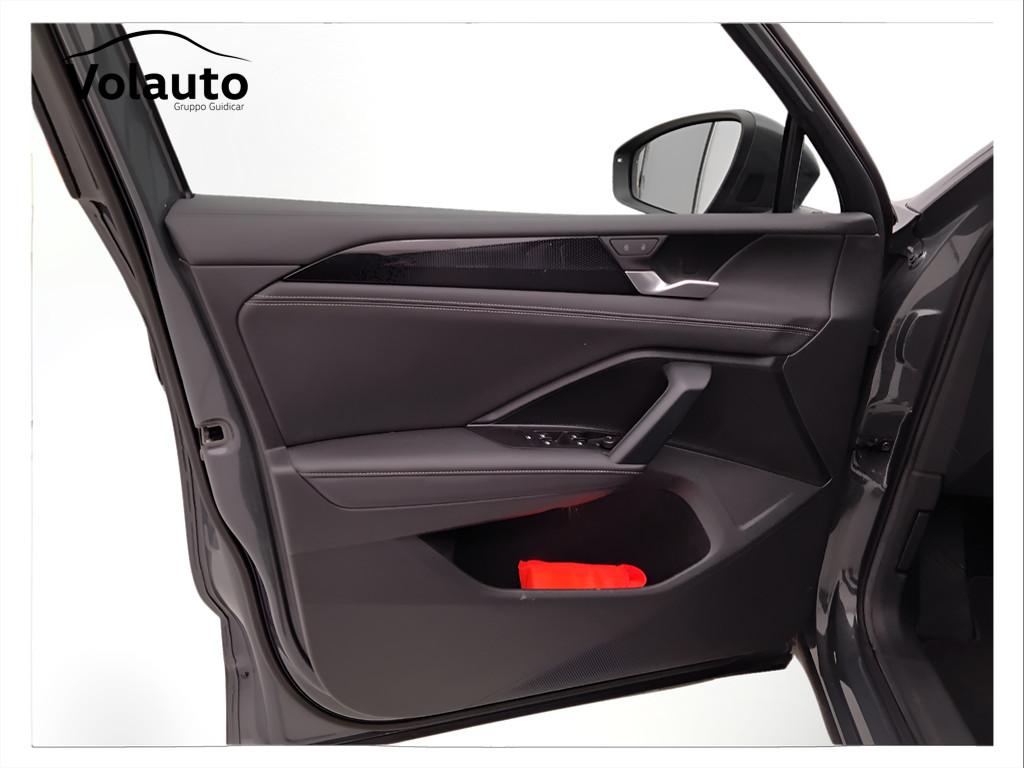 VOLKSWAGEN Tiguan III 2024 - Tiguan 2.0 tdi Life 150cv dsg