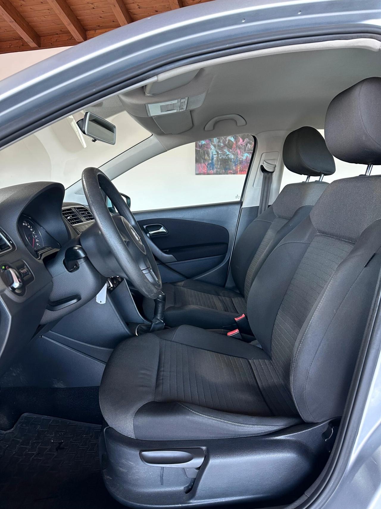 VOLKSWAGEN POLO 1.2 TDI DPF 5 p. COMFORTLINE 2011 OK NEOPATENTATI