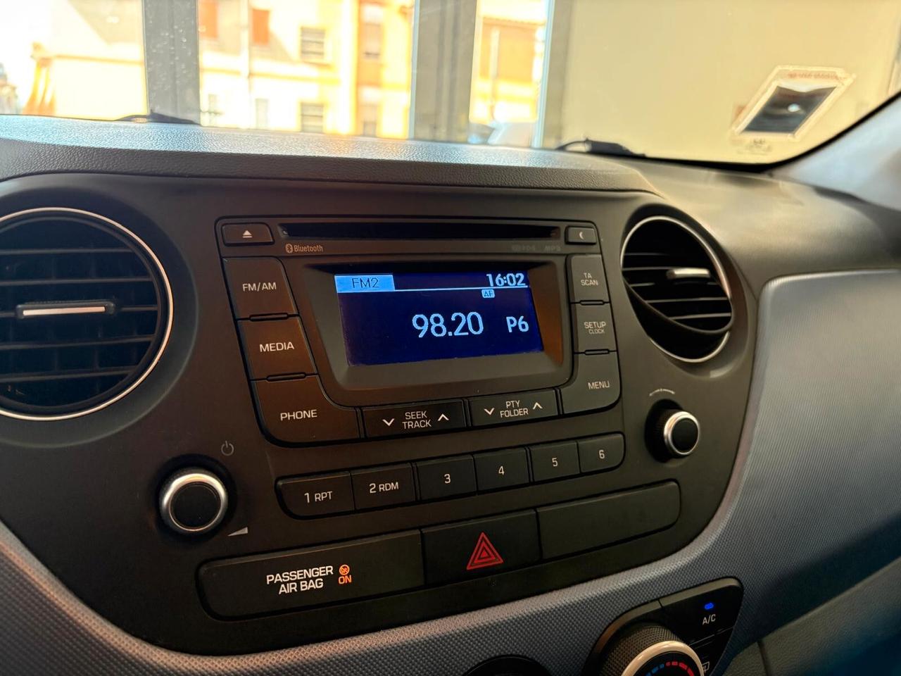 Hyundai i10 1.0 LPGI Econext Sound Edition
