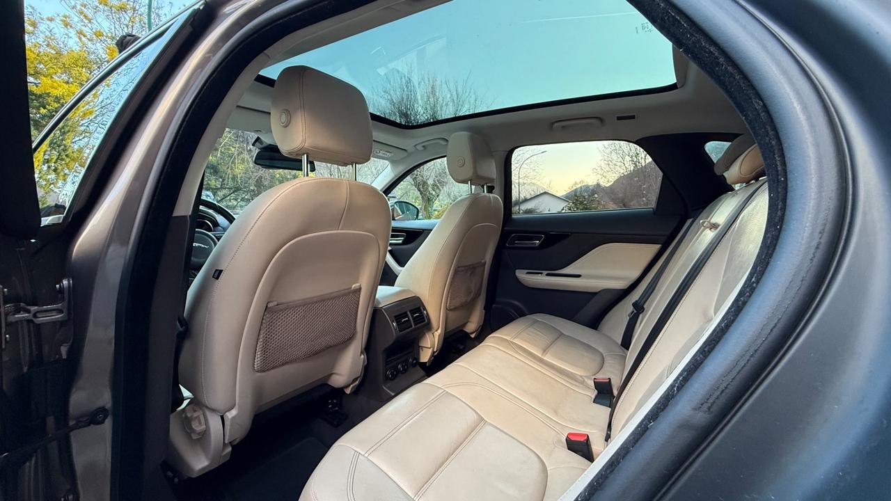 Jaguar F-Pace 2.0 D 180 CV AWD aut. Prestige