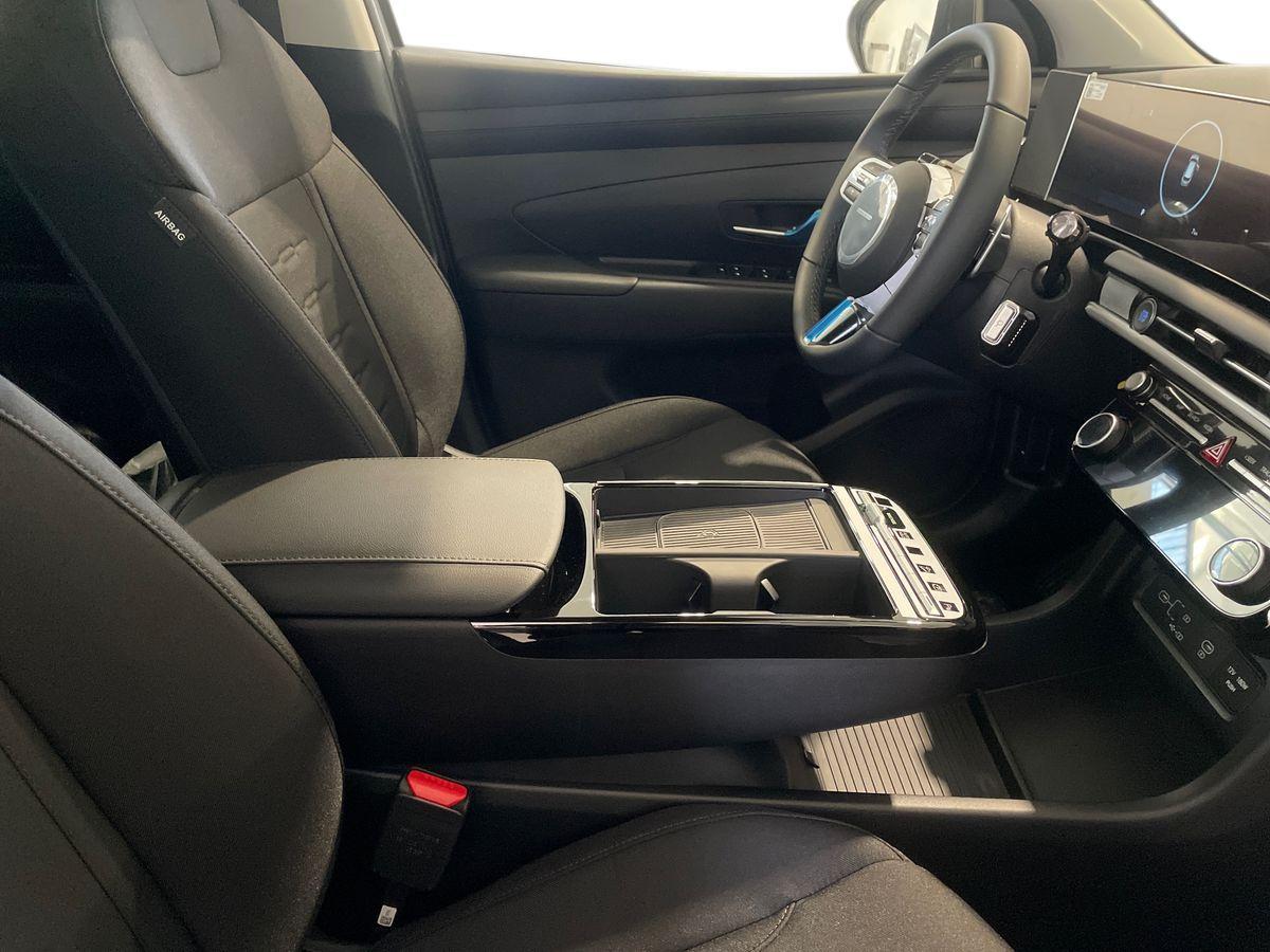 HYUNDAI TUCSON MY26 1.6HEV AT 2WD BUSINESS