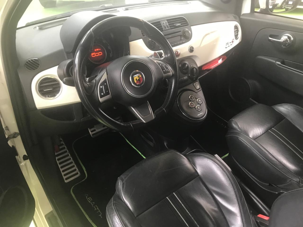 Abarth 500 C 1.4 Turbo T-Jet MTA