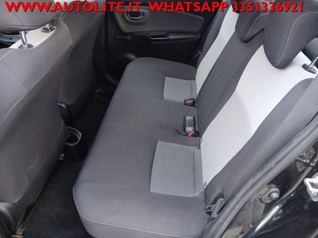 TOYOTA Yaris 1.5 Hybrid 5 porte Business