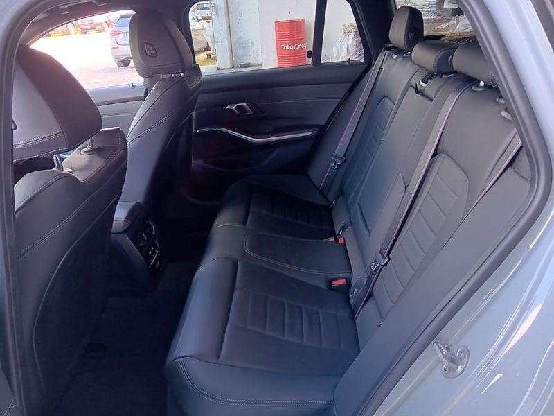BMW Serie 3 320d Touring mhev 48V xdrive MSport Pro auto