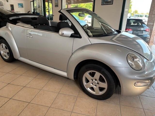 Volkswagen New Beetle 1.4 16V Cabrio