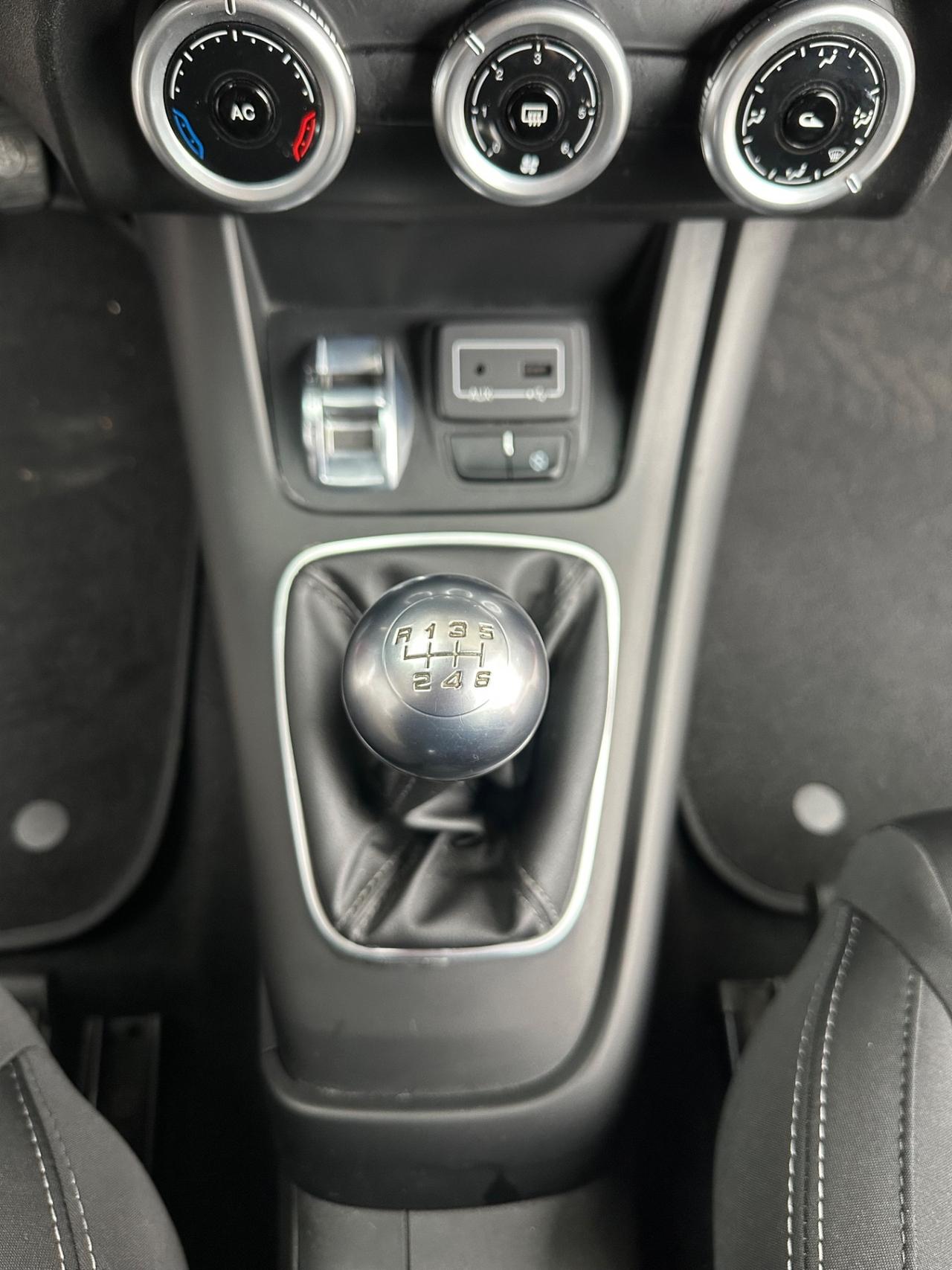 Alfa Romeo Giulietta 1.4 Turbo 120cv Super