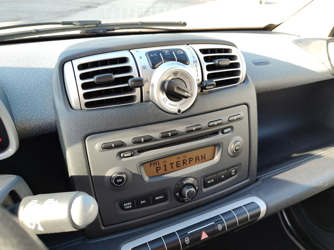 Smart ForTwo 1000 45 kW MHD coupé pure