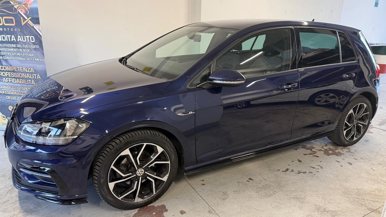 Volkswagen Golf 1.0 TSI 115 CV 5p. Sport R LINE