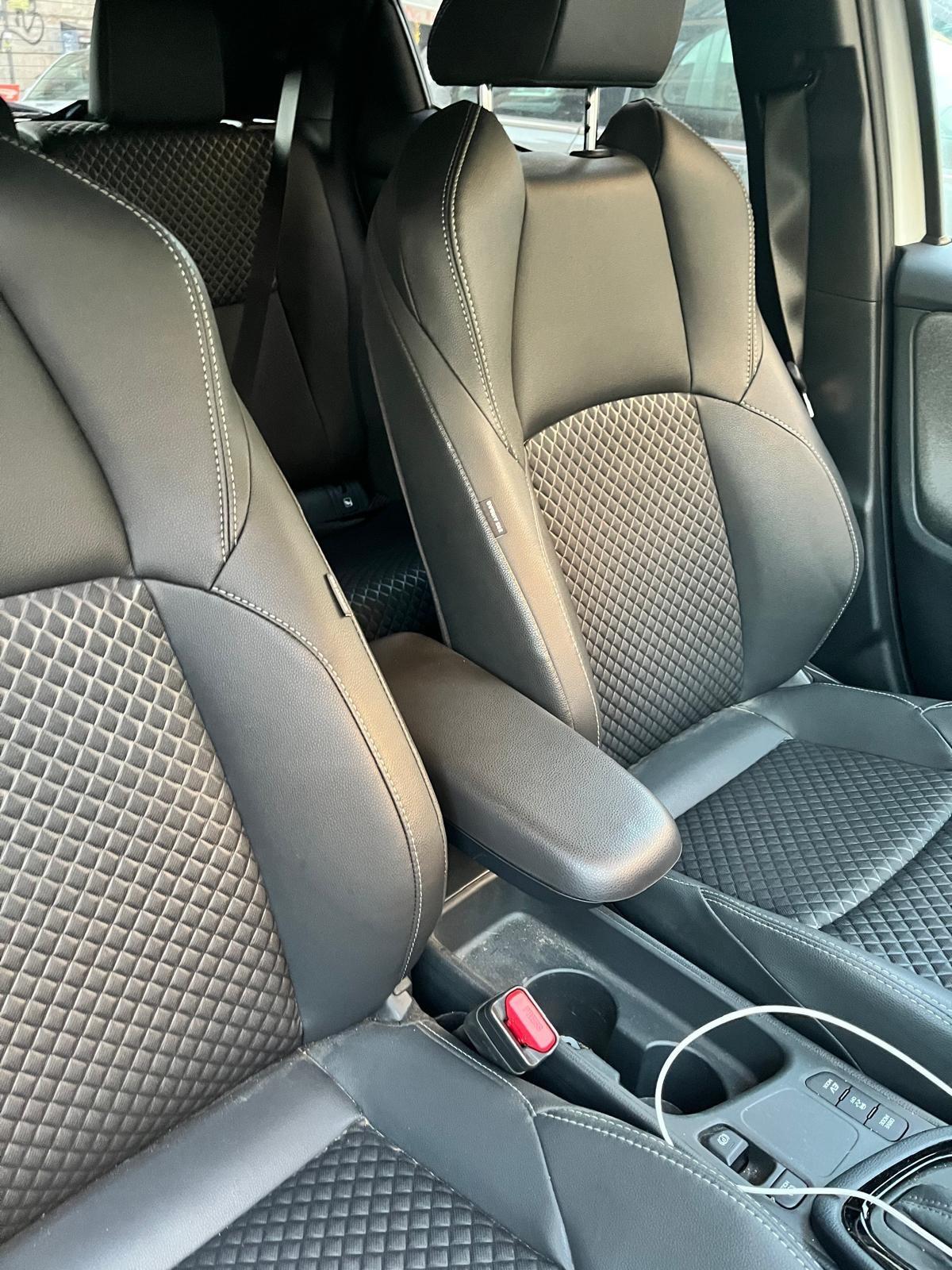 Toyota Yaris 1.5 Hybrid 5 porte Lounge