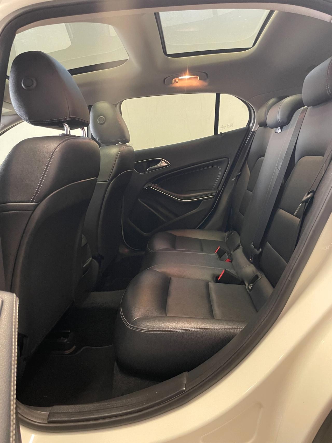 Mercedes-benz GLA 200 d Automatic 4Matic Premium Tetto Pelle