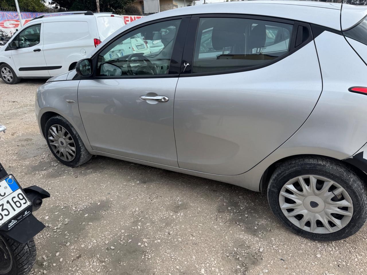 Lancia Ypsilon 1.3 MJT 16V 95 CV 5 porte S&S Platinum