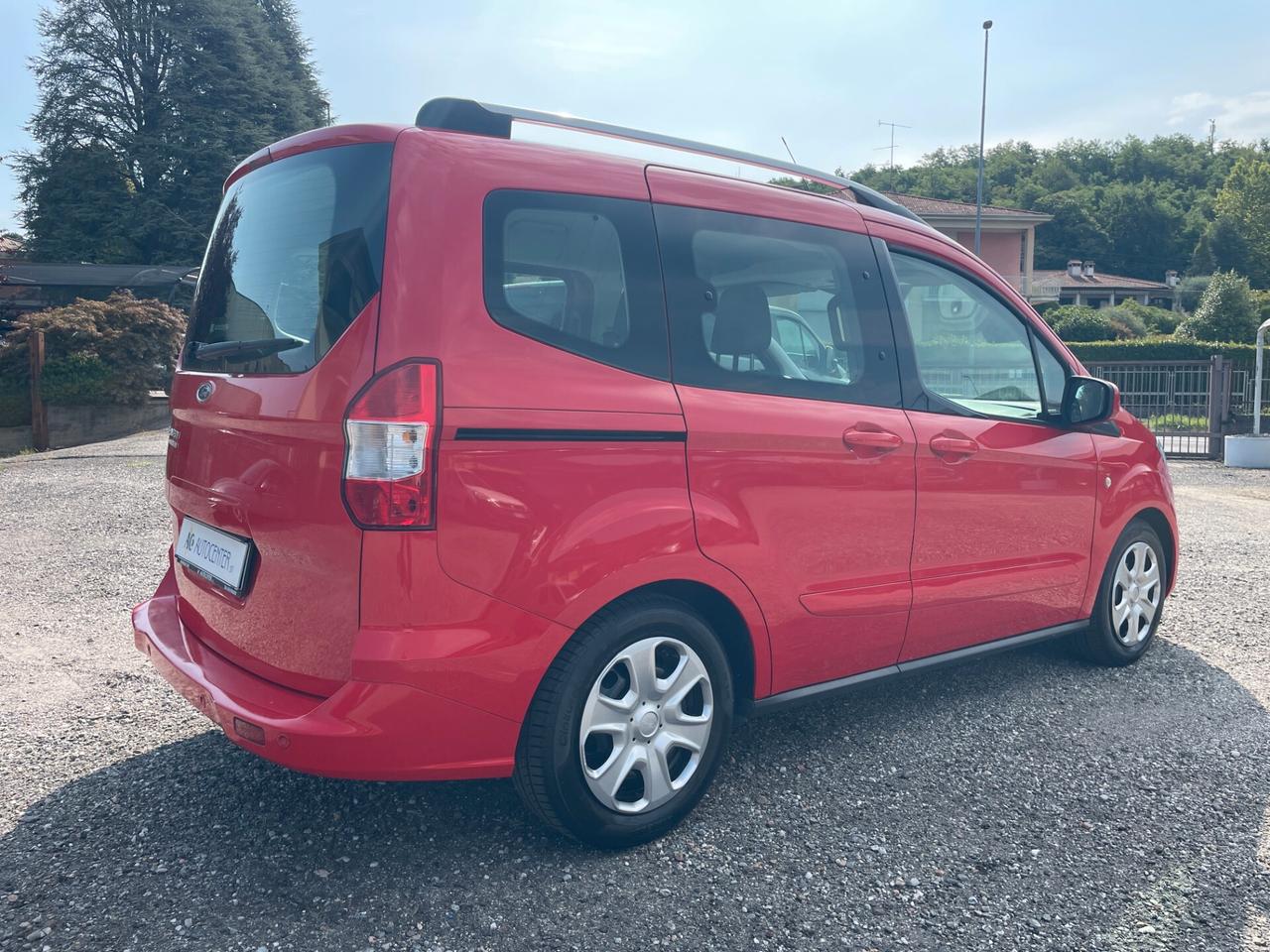 Ford Transit Courier 1.0 EcoBoost 100CV Van Trend 33.000 Km !!