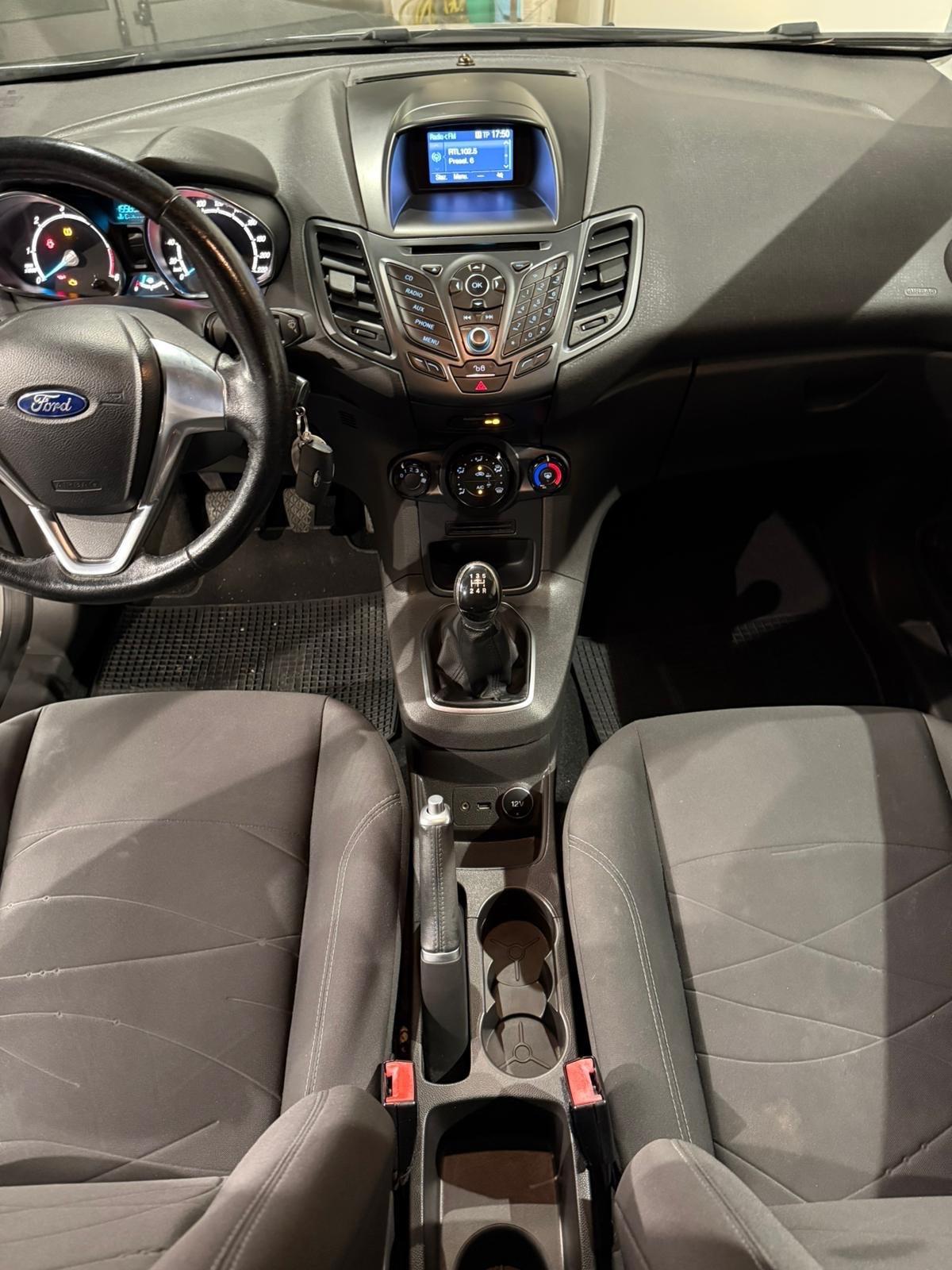 Ford Fiesta 1.5 TDCi -NEOPATENTATI-GARANZIA