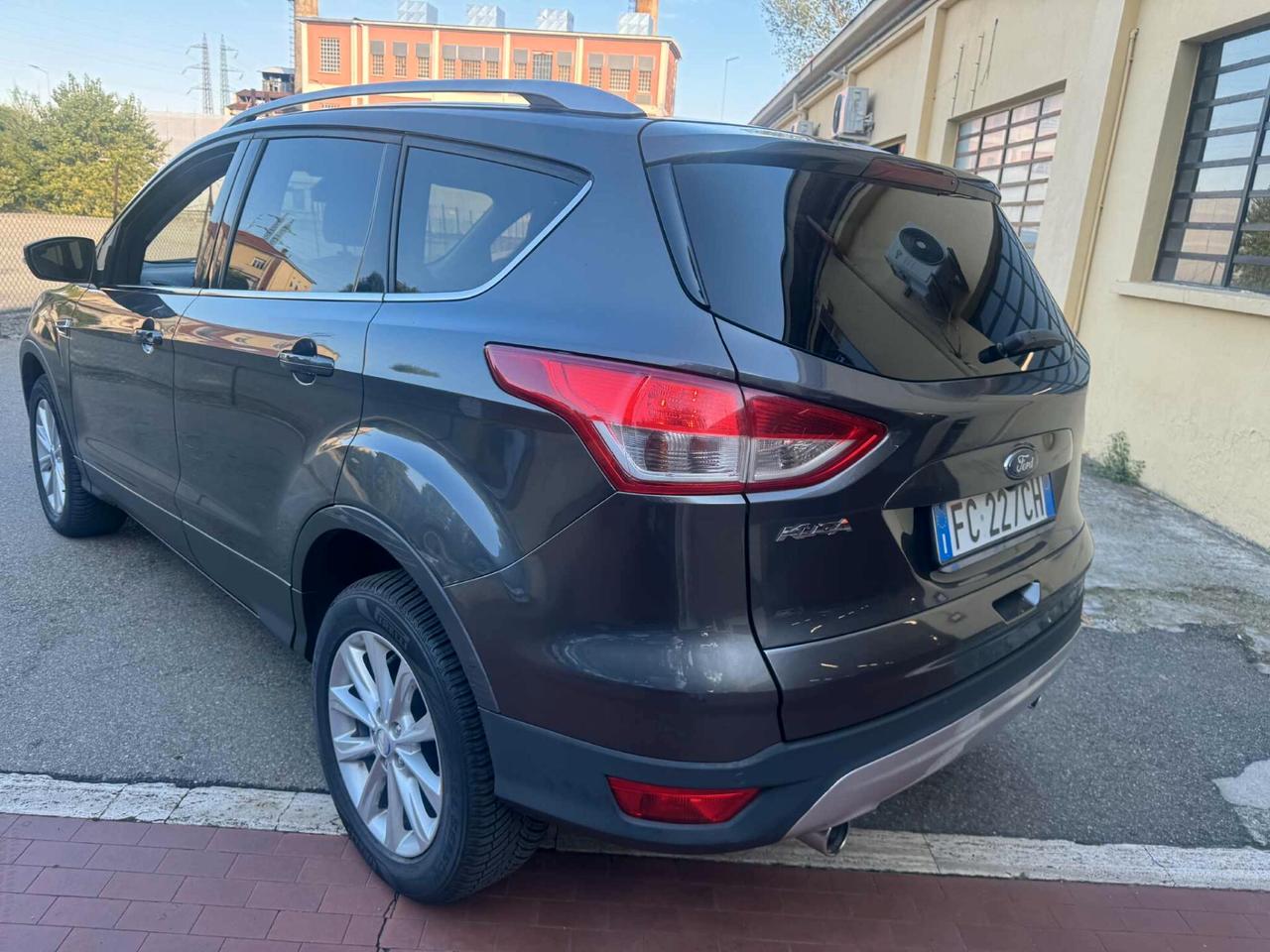 Ford Kuga 2.0 Diesel Anno 2016 LAVORI FATTI