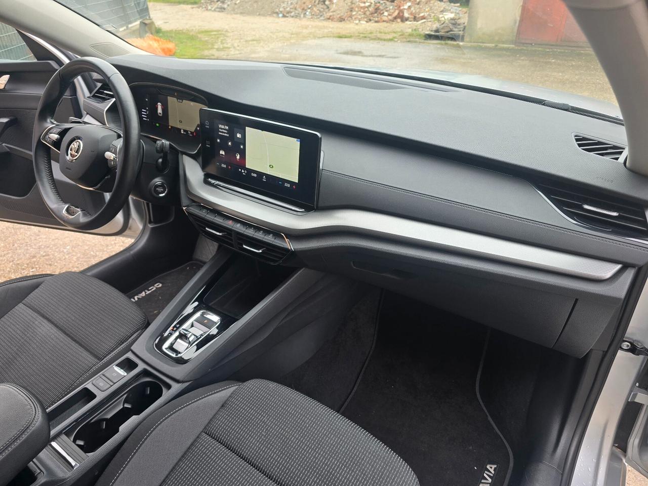 Skoda Octavia 2.0 TDI EVO SCR DSG Wagon Style