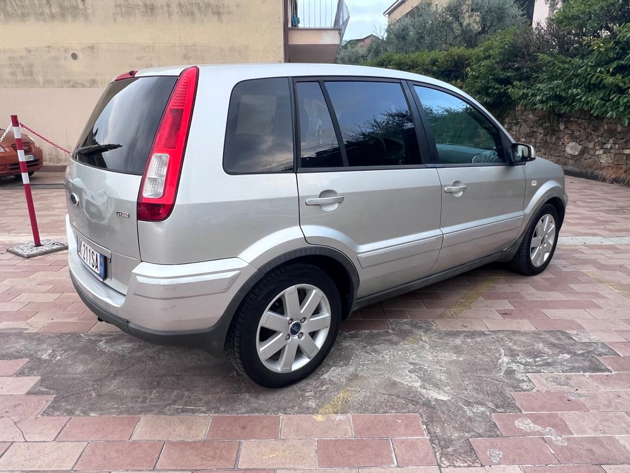 Ford Fusion 1.6 TDCi 5p. Titanium SOLO 76.000 Km