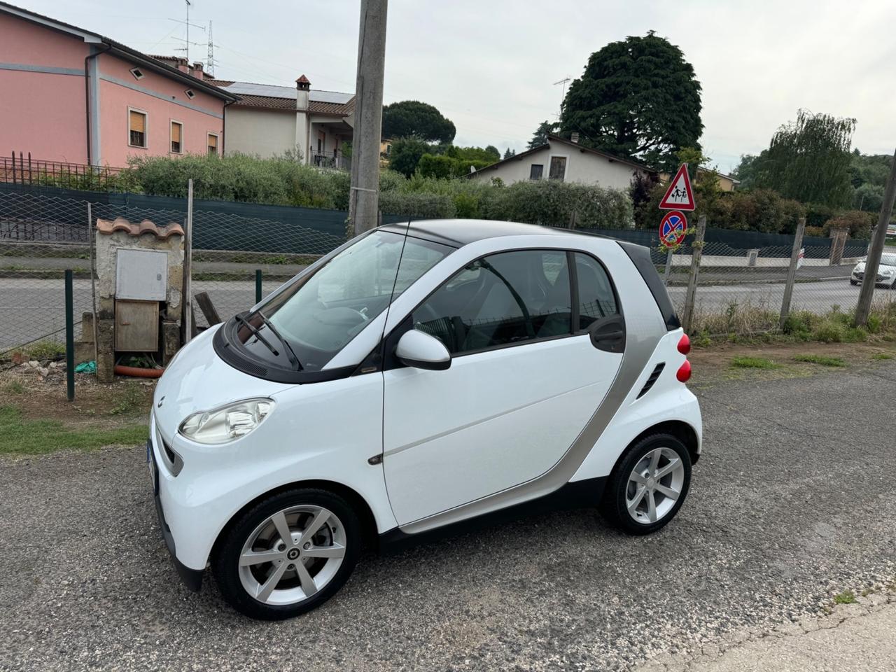 Smart ForTwo 1000 52 kW coupé passion NEOPATENTATI