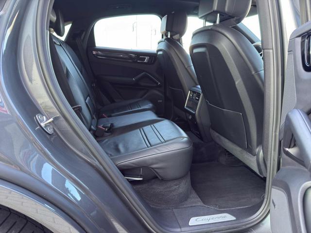 PORSCHE Cayenne Coupé 3.0 V6 Hybrid EDITION BLACK