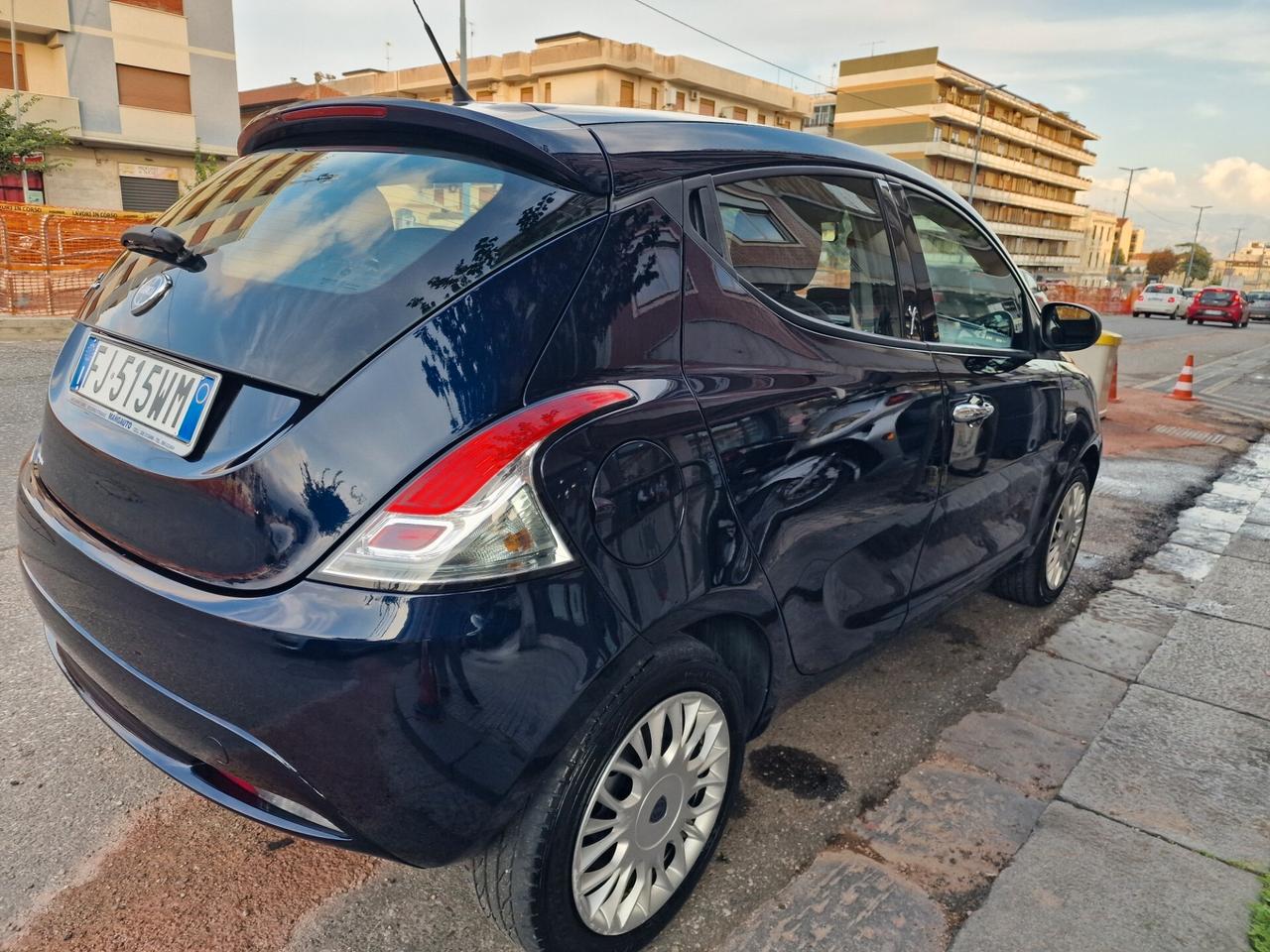 Lancia Ypsilon 1.3 MJT 16V 95 CV 5 porte S&S Gold