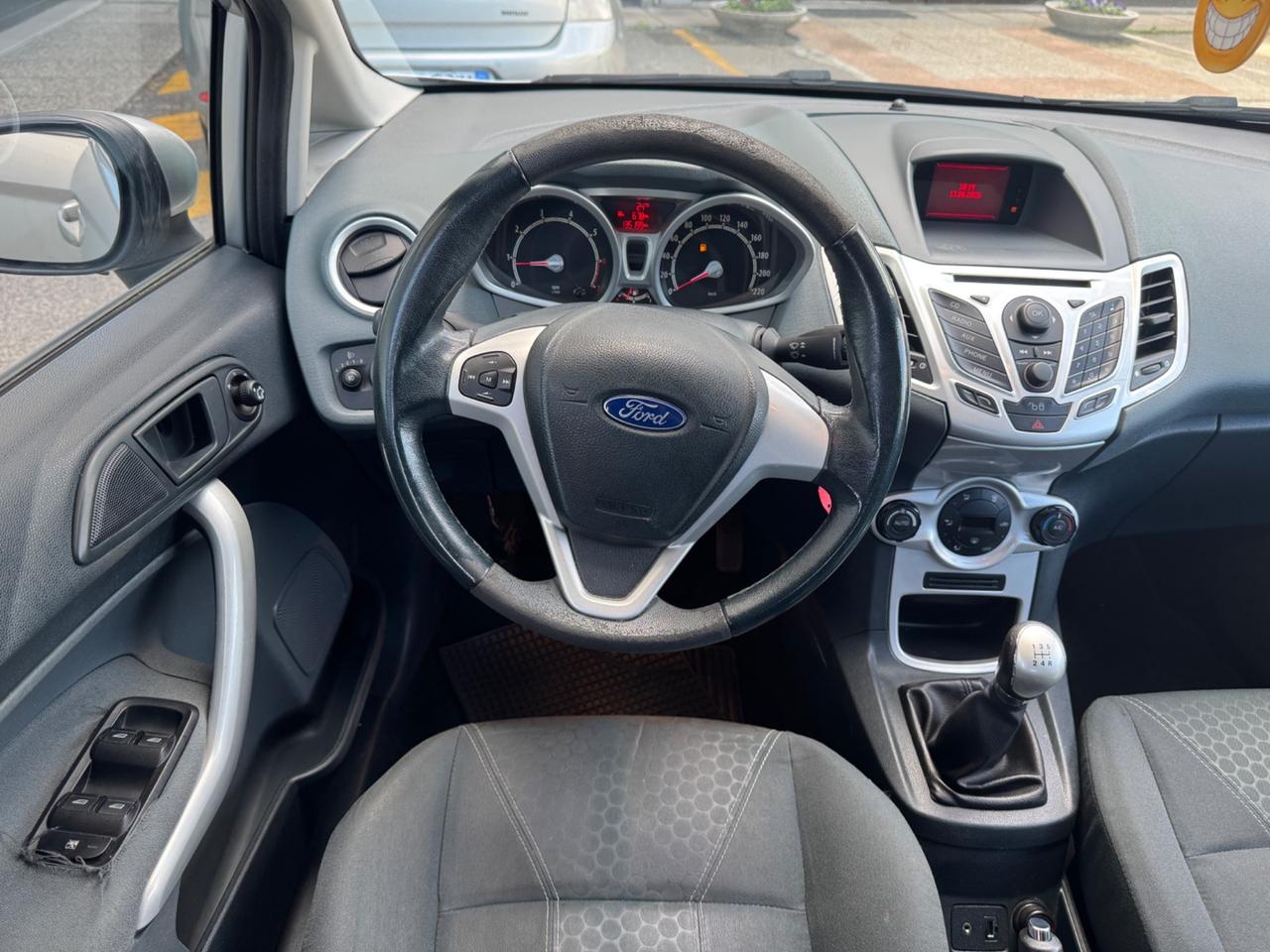 Ford Fiesta 1.2 82 CV 5 porte Titanium