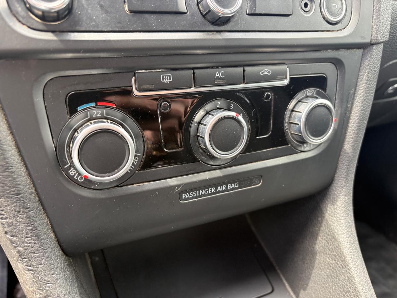 Volkswagen Golf 1.6 TDI 105CV*HIGHLINE*2011