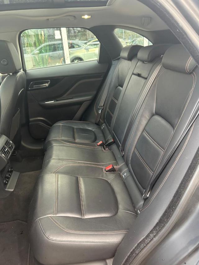 JAGUAR F-Pace 2.0 D 180 CV AWD aut. Prestige