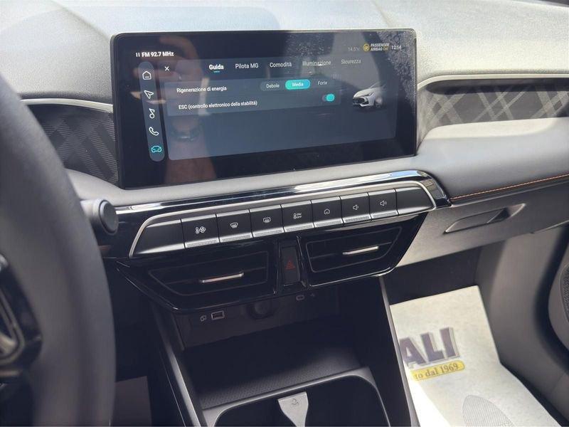 MG MG3 MG3 5p 1.5 Hybrid+ ( 194cv complessivi ) automatica Standard