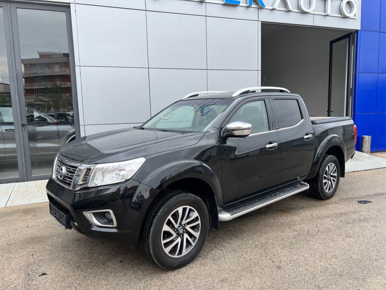 Nissan Navara 2.3 dci d.cab Tekna 4WD 190cv auto my80