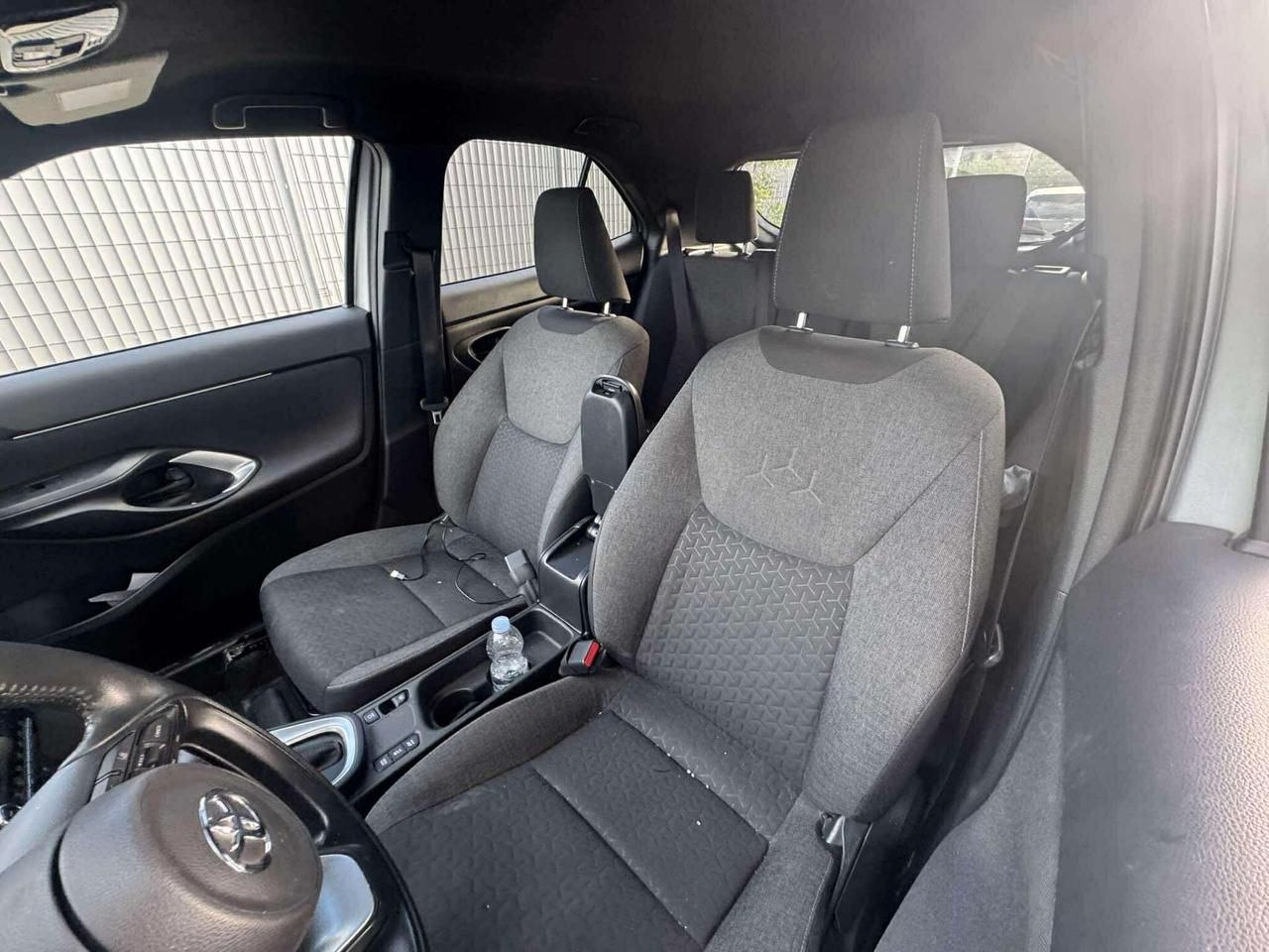 Toyota Yaris Cross 1.5 Hybrid 5p. E-CVT Lounge-2022