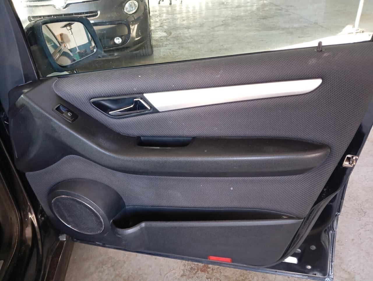 Mercedes-benz B "HM CERTIFICATI"