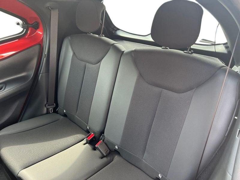 Toyota Aygo X 1.0 72cv Lounge S-CVT