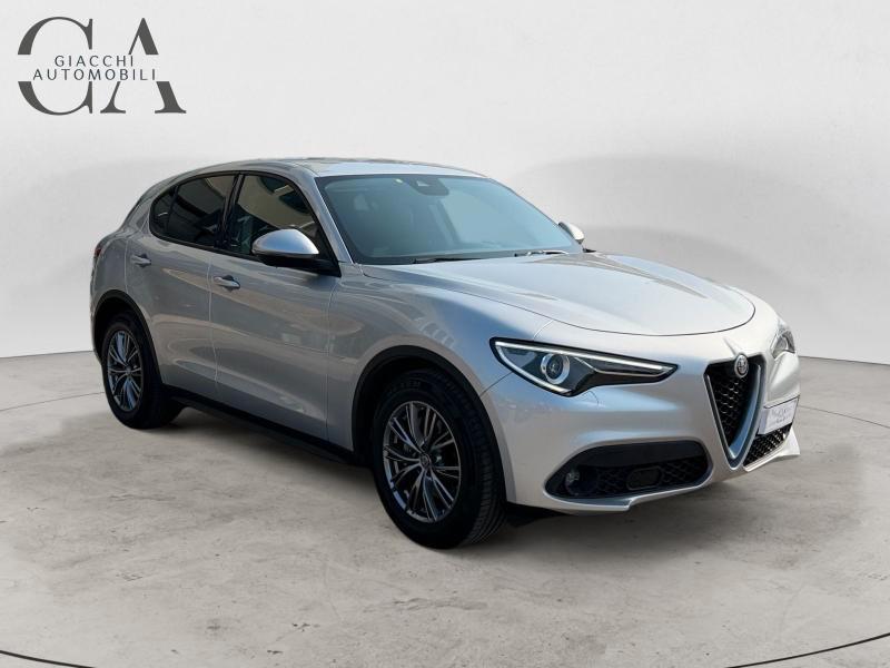 Alfa Romeo Stelvio 2.2 t Business rwd 160cv auto