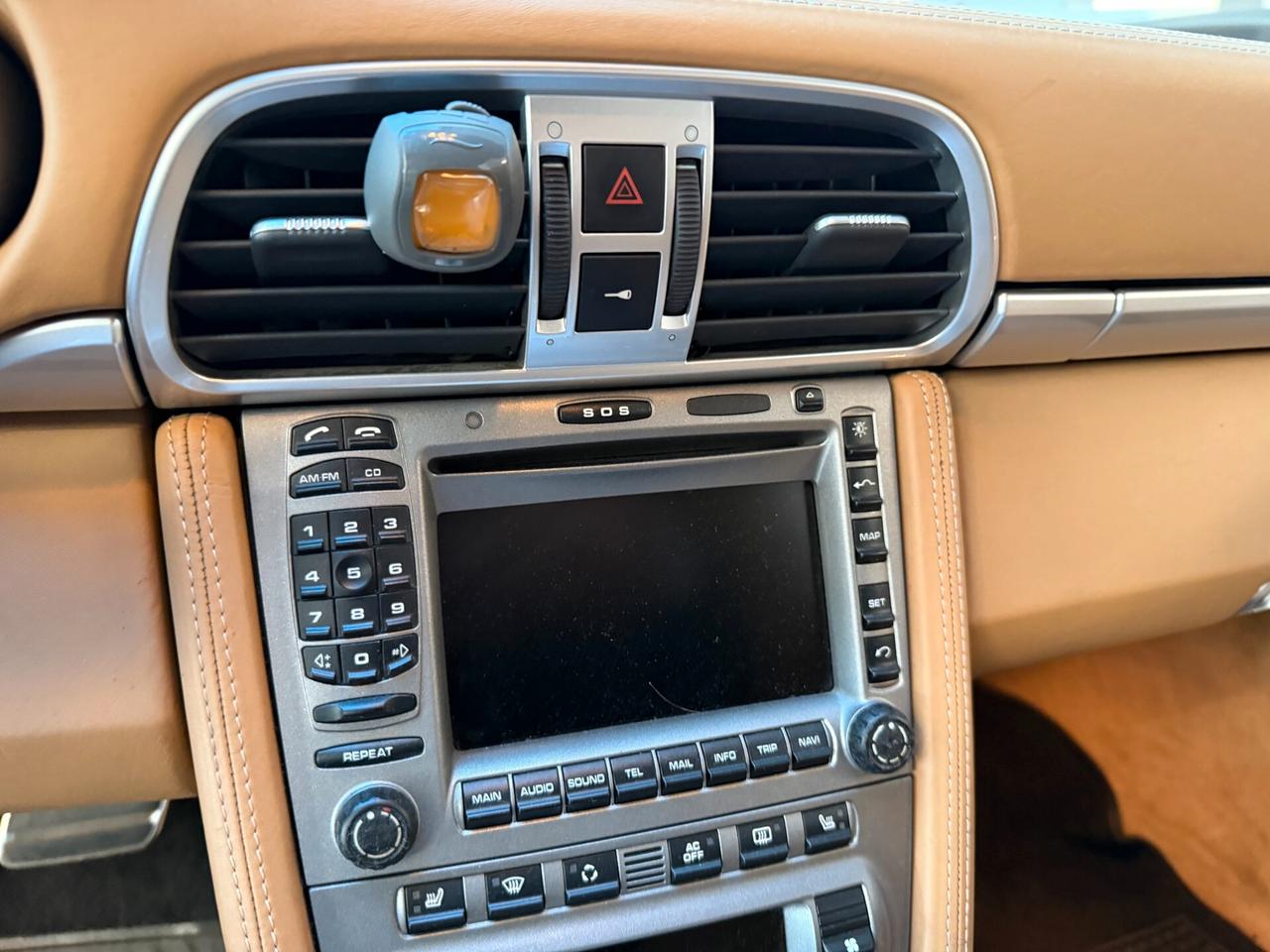 Porsche 911 Carrera 4S Cabriolet